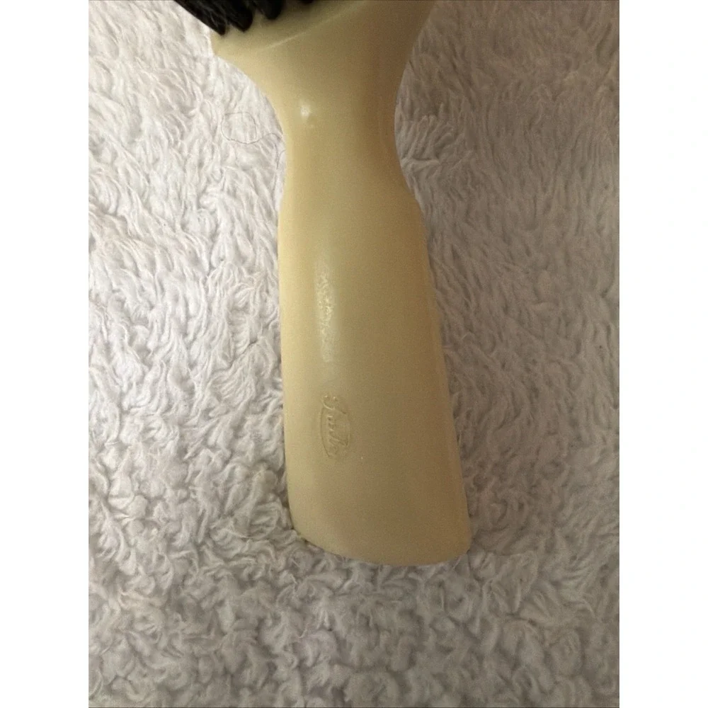 Fuller Brush smoke free